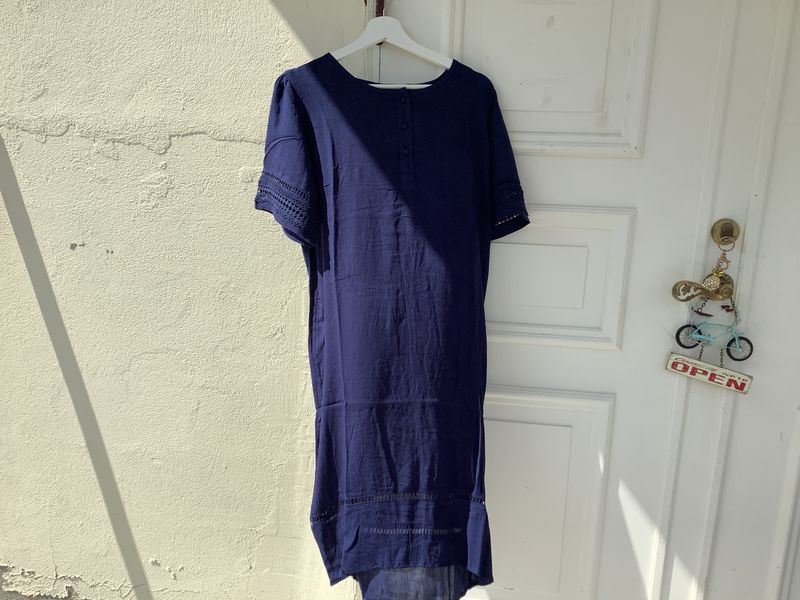 Lace dress