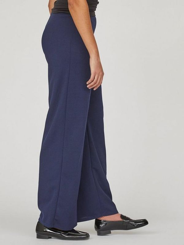 New Glut, navy